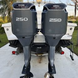 Twin Yamaha 250s