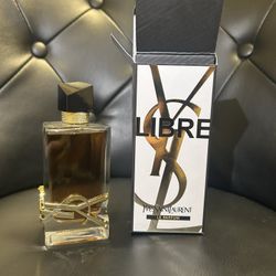 Really Good Perfume For Women Original Price $170 My Price $130