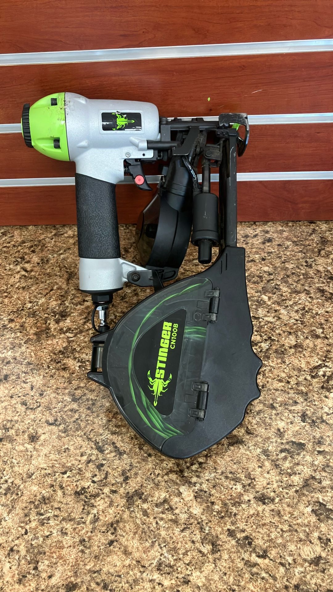 Tools Nailgun Stinger Cn100b