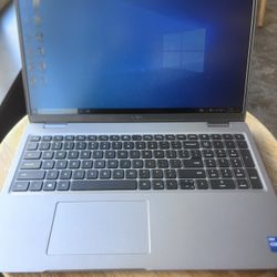 Dell Latitude 5520 ((Looking To Sell A.S.A.P))