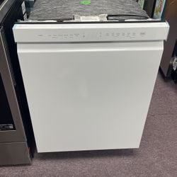 Dishwasher White Lg New Open Box And 1 Year Warranty 
