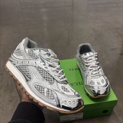 Bottega Veneta Orbit 