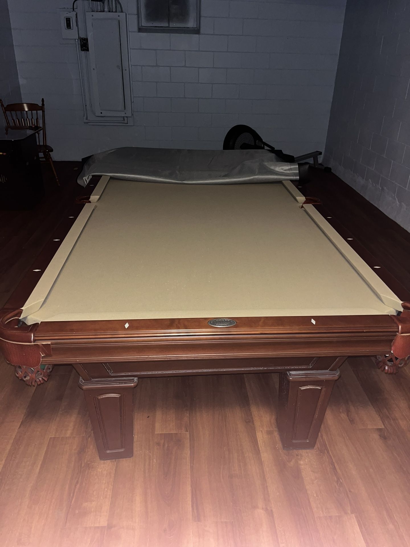 Pool Table Olhausen