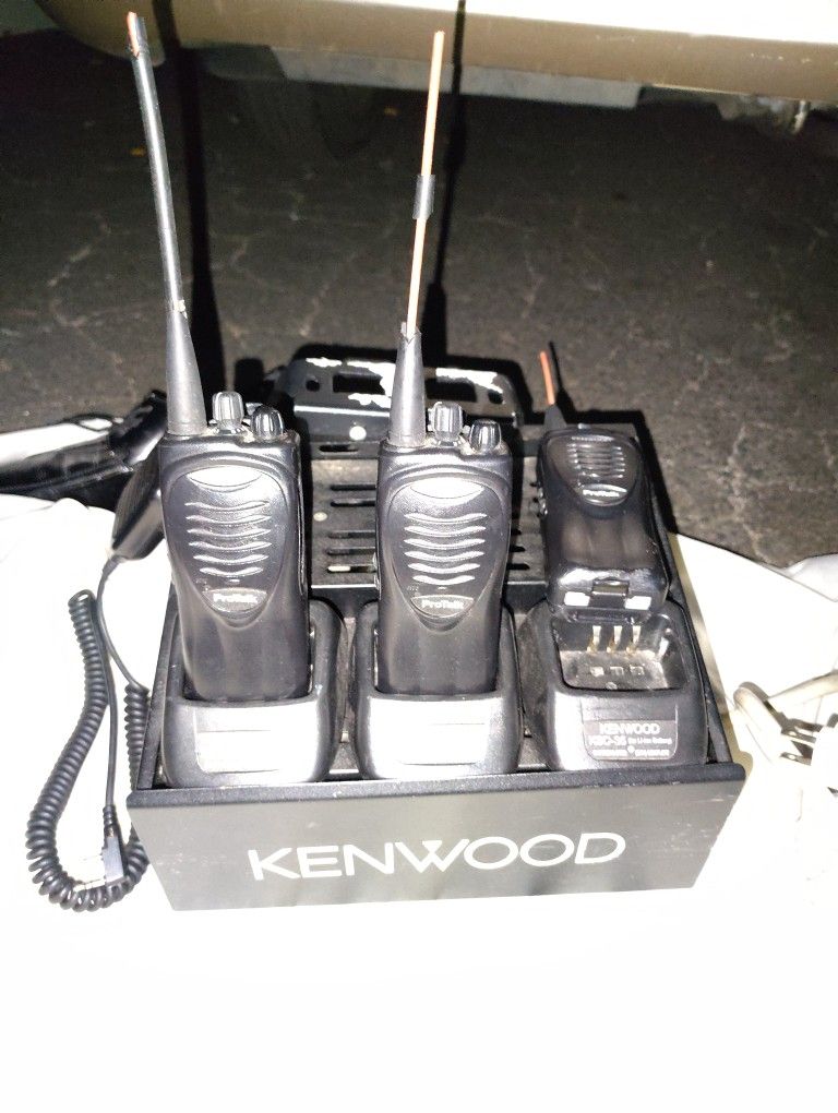 Kenwood Cb/Walkie Talkies 