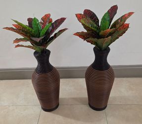 *** CLEARANCE *** 20" Floor Vases with Faux Croton Head Pieces ($10 EACH) @ Lasting Creations
