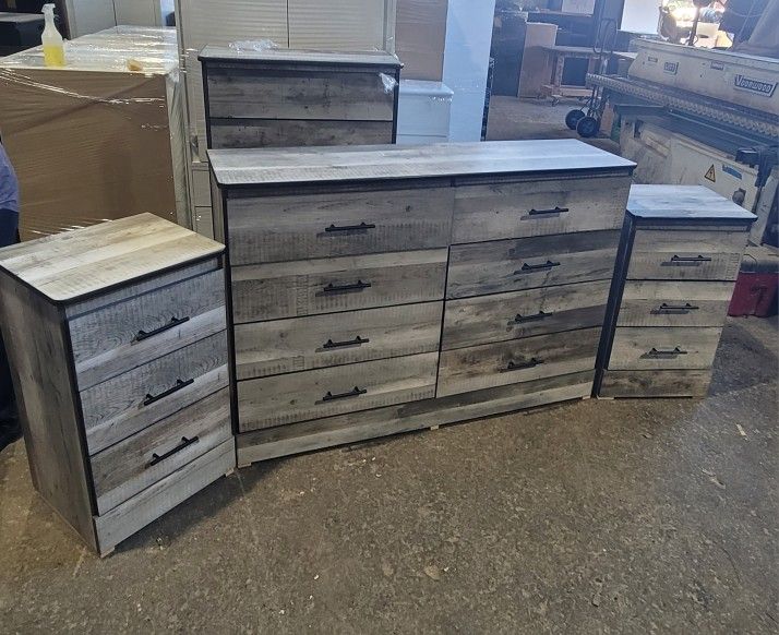 Bedroom Set, Dresser And Nighstand