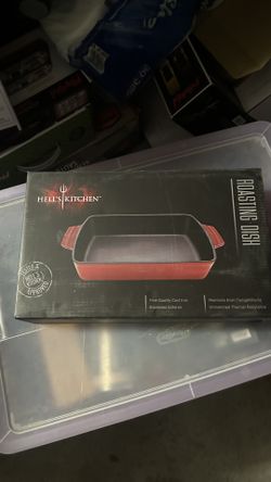Hells kitchen red roasting dish