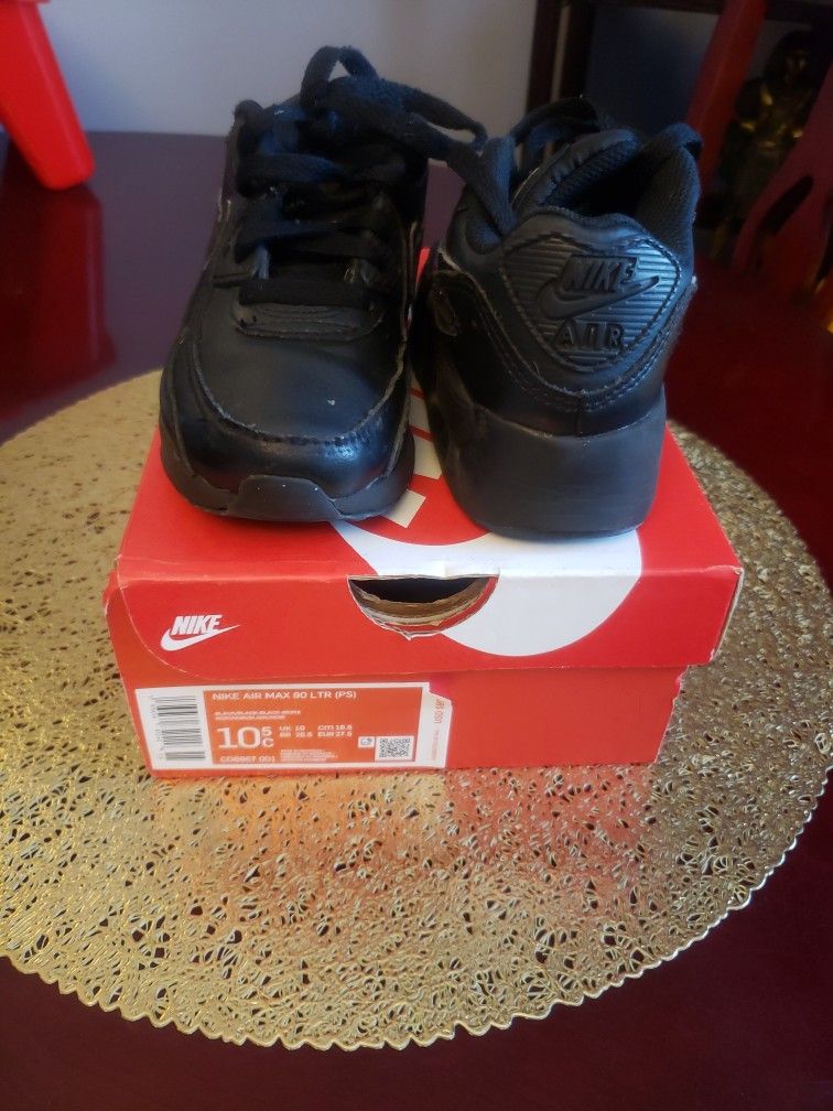 Kids Black Nike Air Max Shoes