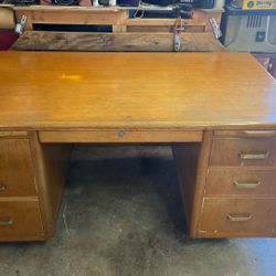Antique Desk Free