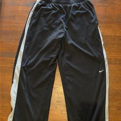 Men Clothes Size Large Nike Sweats