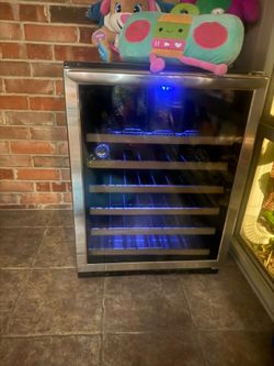 Wine cooler, works perfect