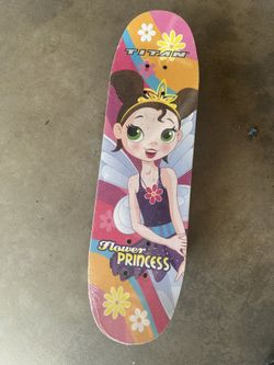 Titan Flower Princess 17" Skateboard Like New