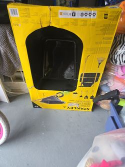 Stanley Jr kids wheelbarrow