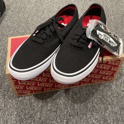 Vans Authentic Pro Black/White 