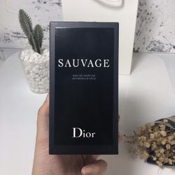 Dior Sauvage 3.4 oz (100mL) Cologne- Perfume Unopened