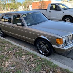 1988 Mercedes-Benz 560