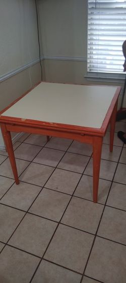 Extended Table w/2 Chairs