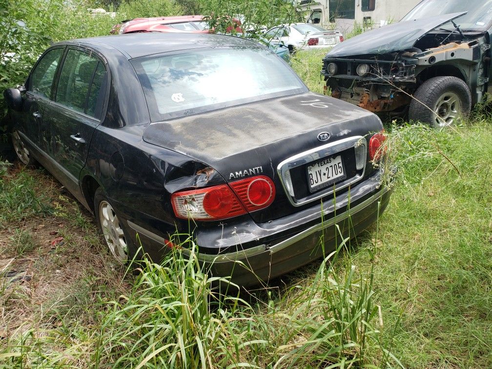 Kia AMANTI PARTING OUT