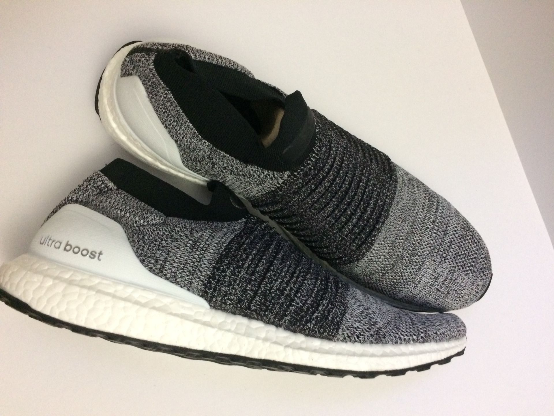 Oreo laceless Adidas Ultra boost US 13