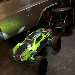 XMaxx Hobbywing Max6 g2 And 800kv 