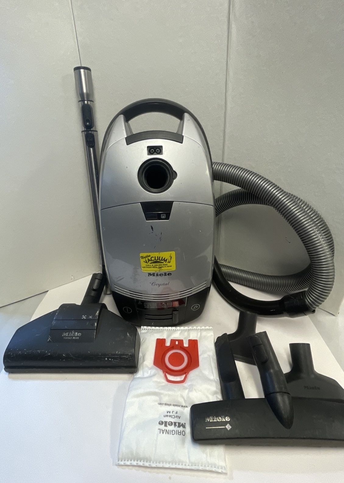 Miele S524 Crystal Canister Vacuum Cleaner With Attachments Power Head - Tested