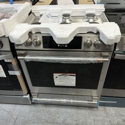 Ge Cafe High End Gas Range Slide In With True Convection And Air Fry Never Used