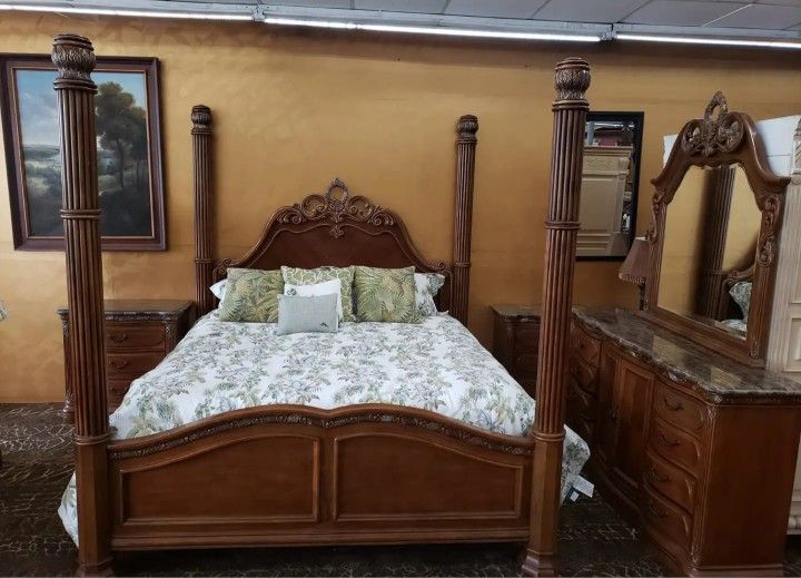 King Bedframe And Dresser