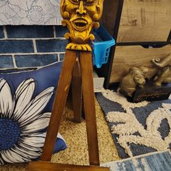 Vintage Midevial Gold Easl