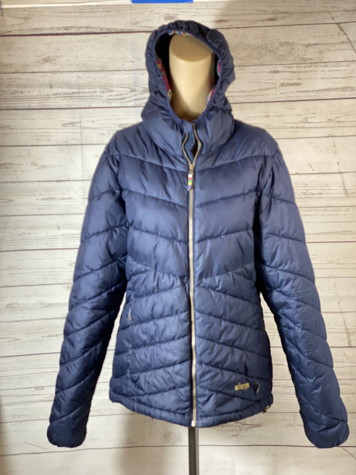 Sherpa Gear & Adventures Women’s Navy Blue Hooded Puffer Zip Up Jacket