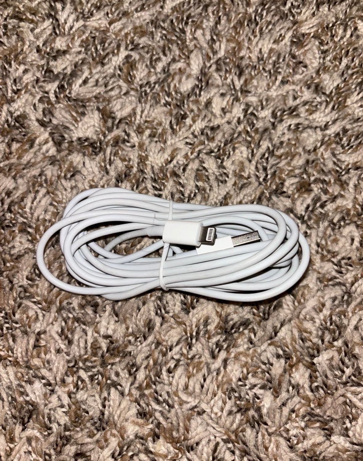 Apple 10ft charging cable USB to lightning