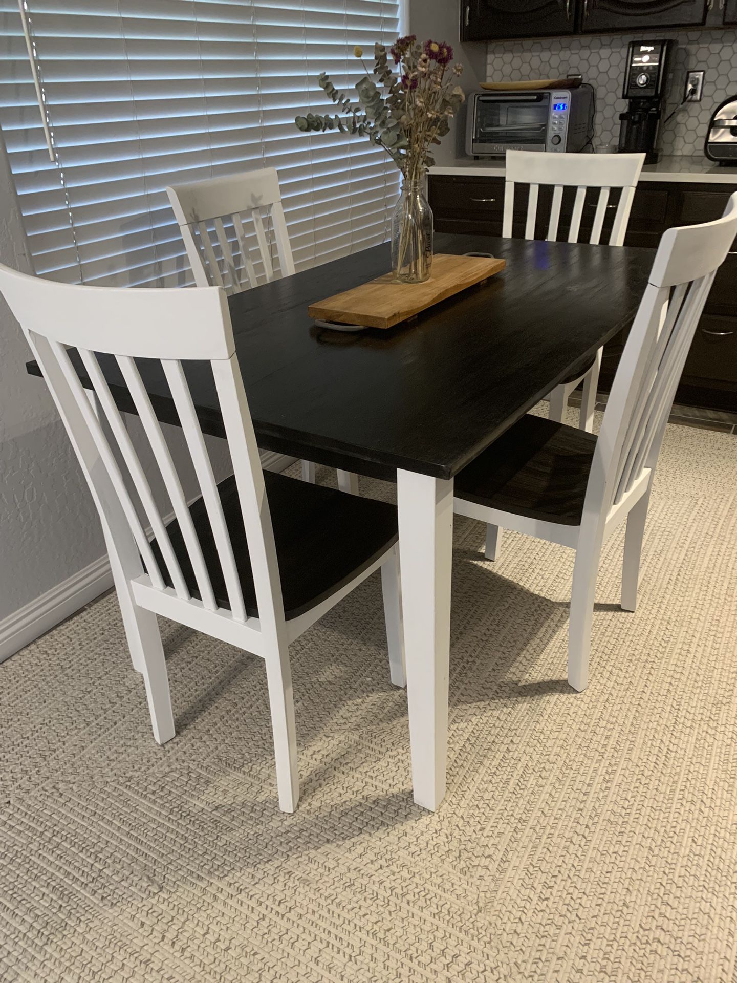 Farmhouse Dining Set With 4 Chairs