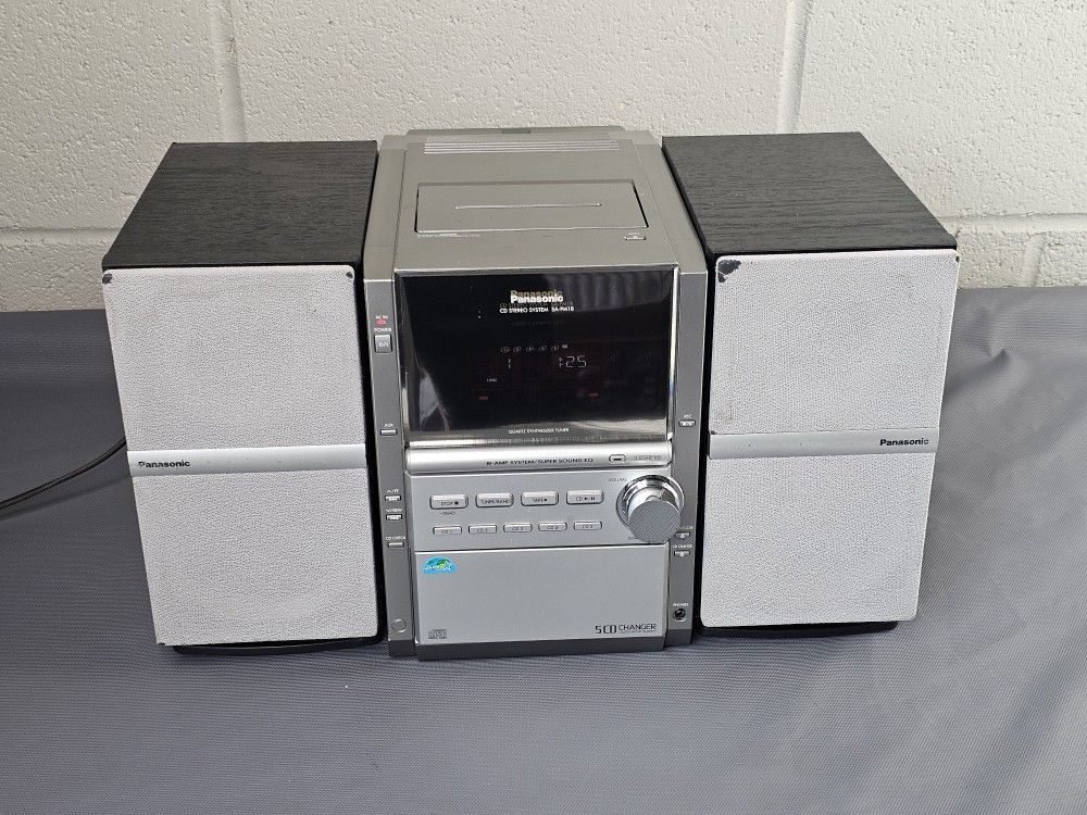 Panasonic SA-PM18 Bookshelf Stereo System 5 CD Disc Changer *Read*