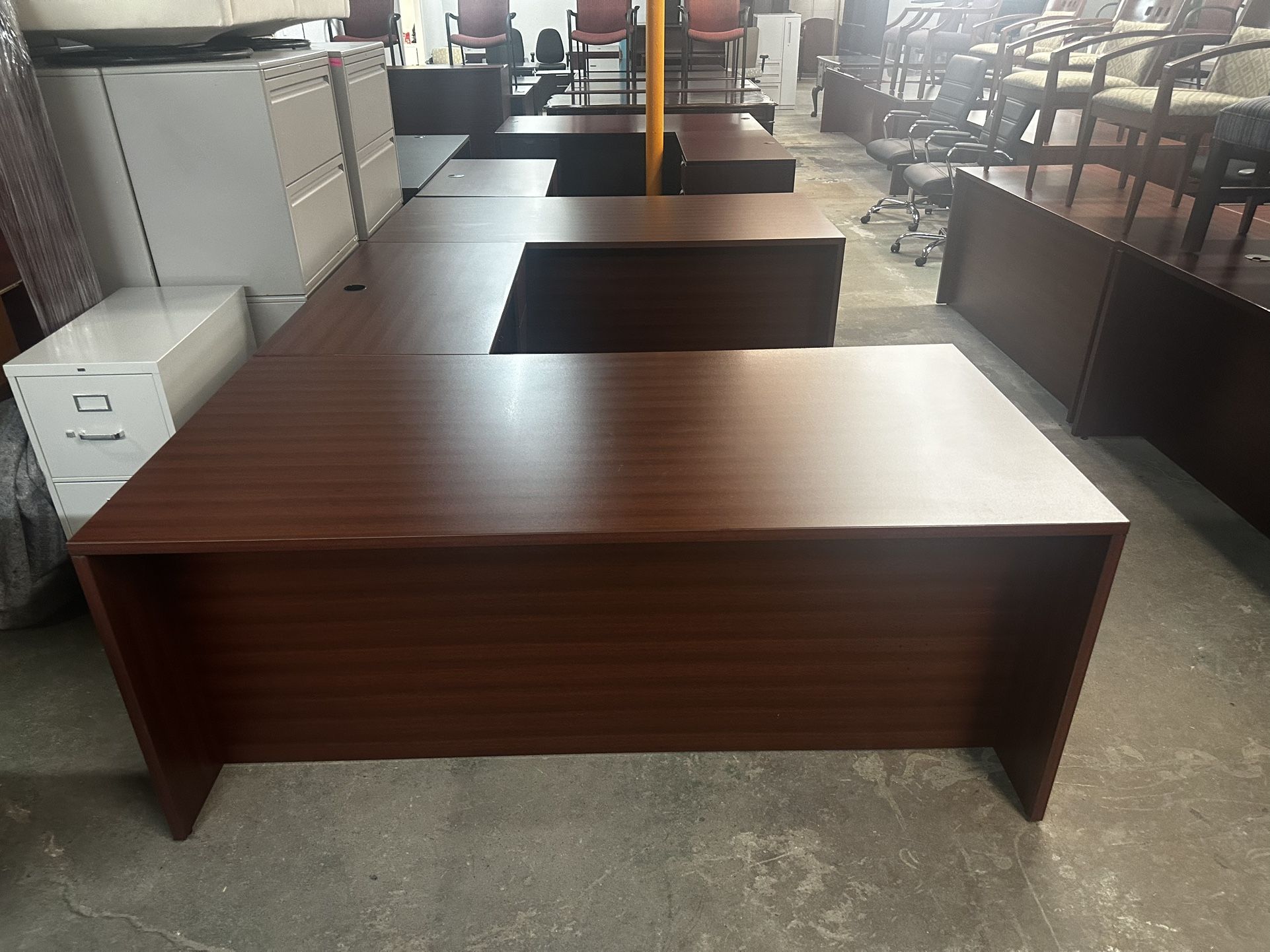 OFFICE/HOME DESK L-SHAPE DESK