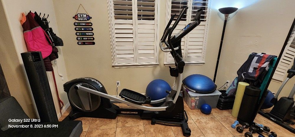 Elliptical NORDICTRACK SPACESAVER SE9I