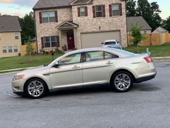 2010 Ford Taurus