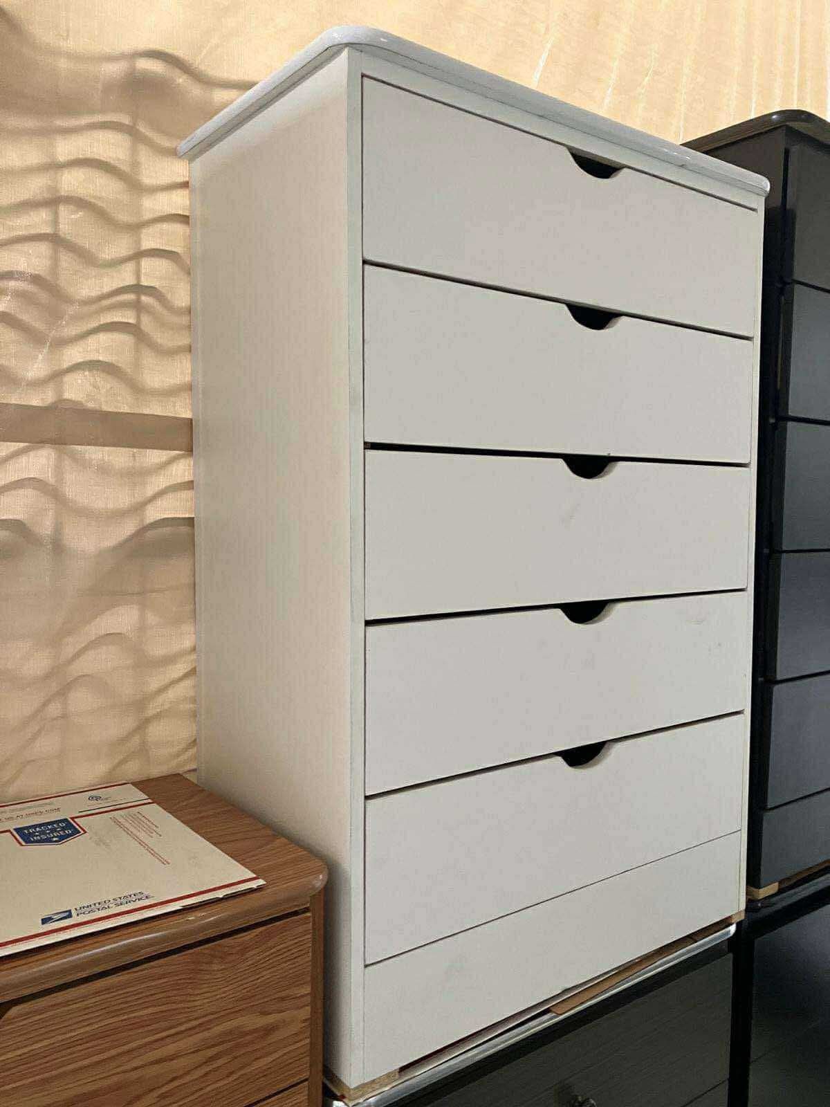 Beautiful New Dresser 5 Drawers