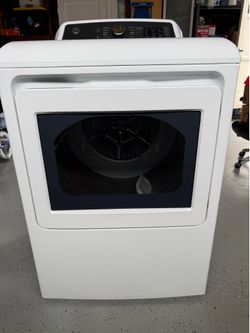 GE 7.4 Cubic Ft capacity Gas Dryer