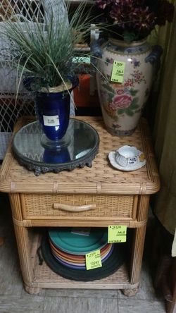 Wicker End table with Drawer