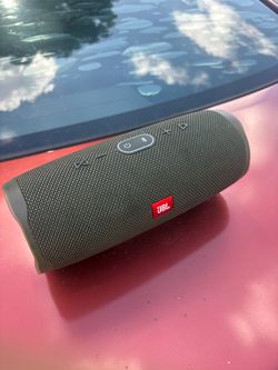 JBL Charge 4 Portable Bluetooth Speaker