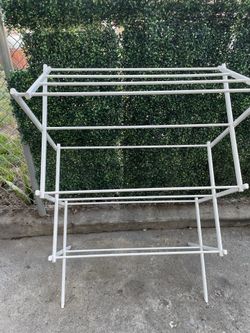 Clothing rack/ Racka secar ropa