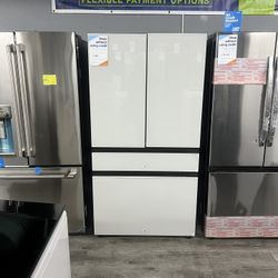 Samsung - BESPOKE 29 cu. ft. 4-Door French Door Smart Refrigerator with Beverage Center - White Glass