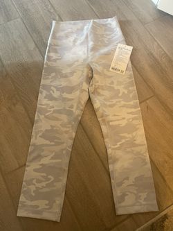 White camo wunder train