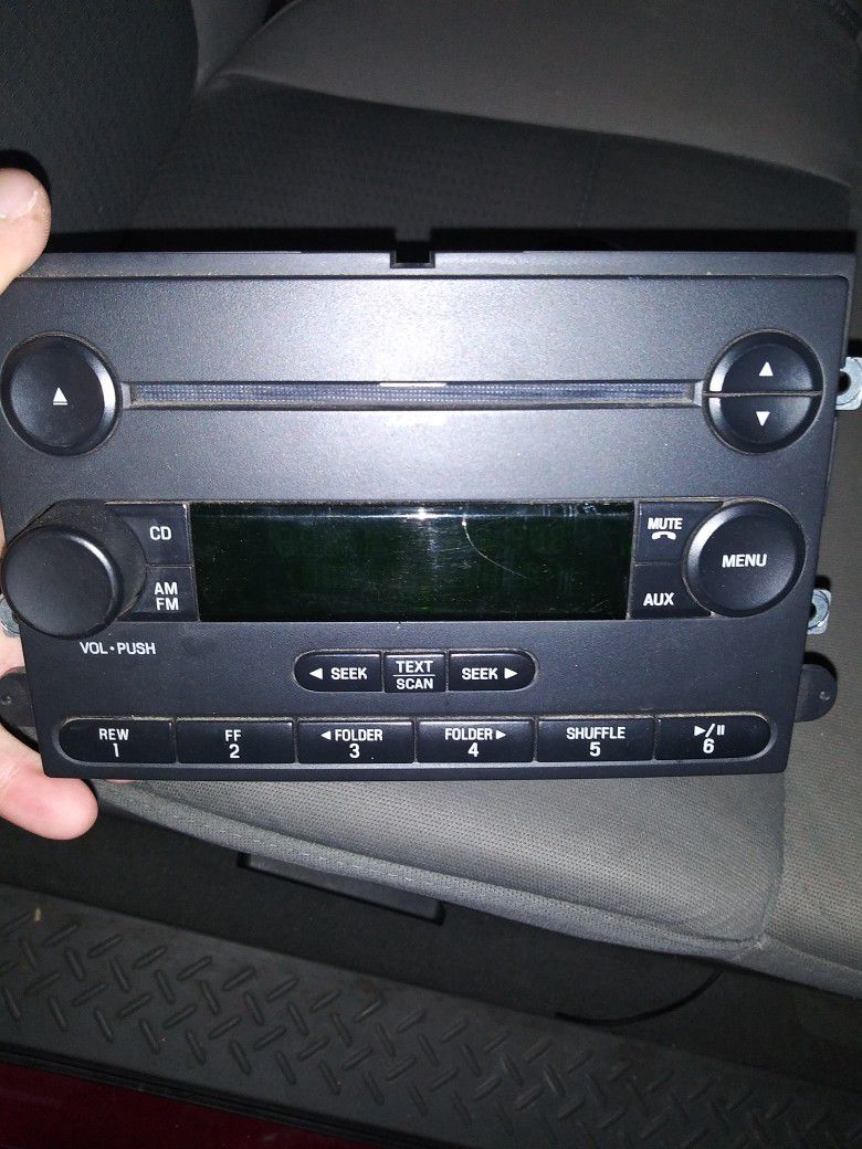 Mp3 Truck Radio Sterio Out Of FORD 2007 F-150