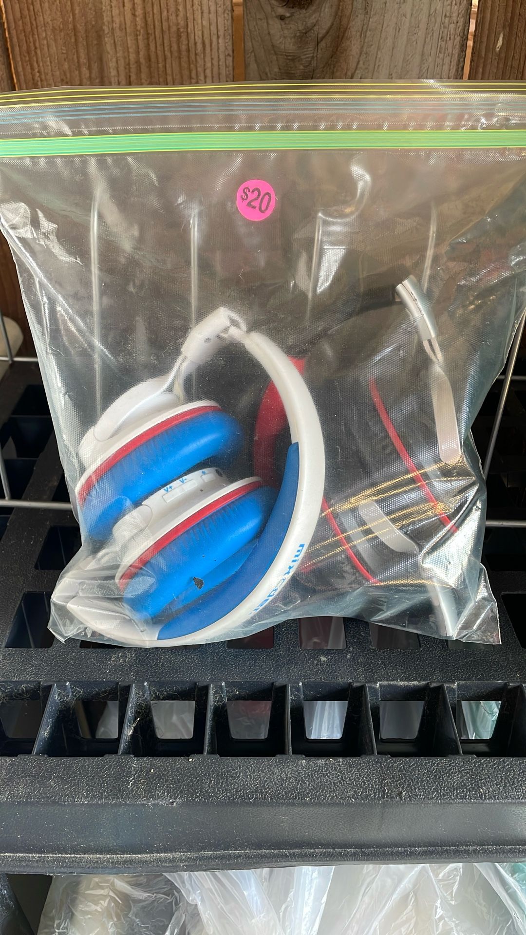 Share me Headphones Set Of 2