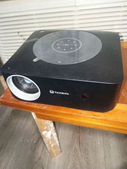 Vankyo Black Home Projector