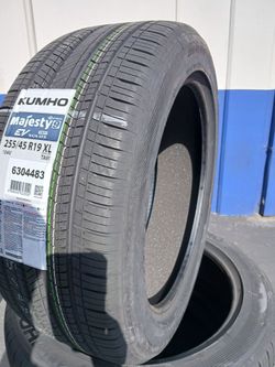 Tesla model Y tires new 255 45R19 Kumho EV Silence Trac with foam $700 set of four install mount and balance