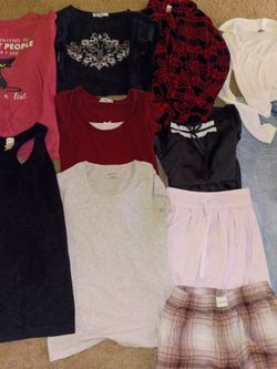 Women's clothing lot mostly small and medium