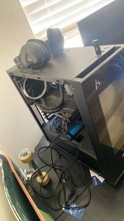 Ibuypower pc + keyboard , mouse, monitor & headset