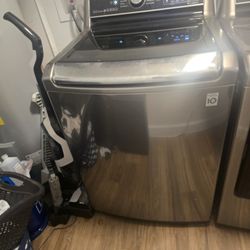 LG SMART HE 5.0 WASHER/7.5 DRYER: MOVING