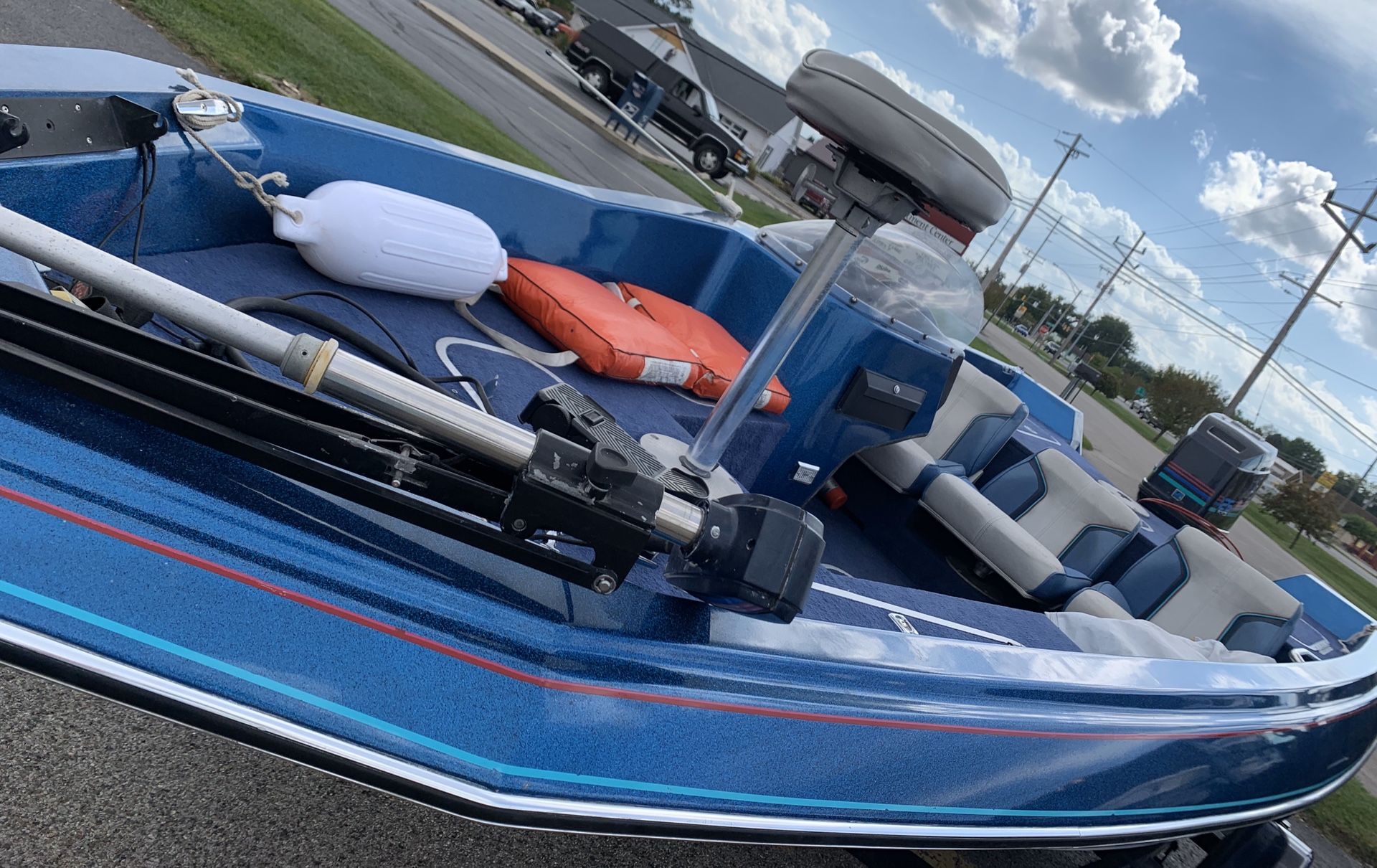 1988 bay liner bass boat